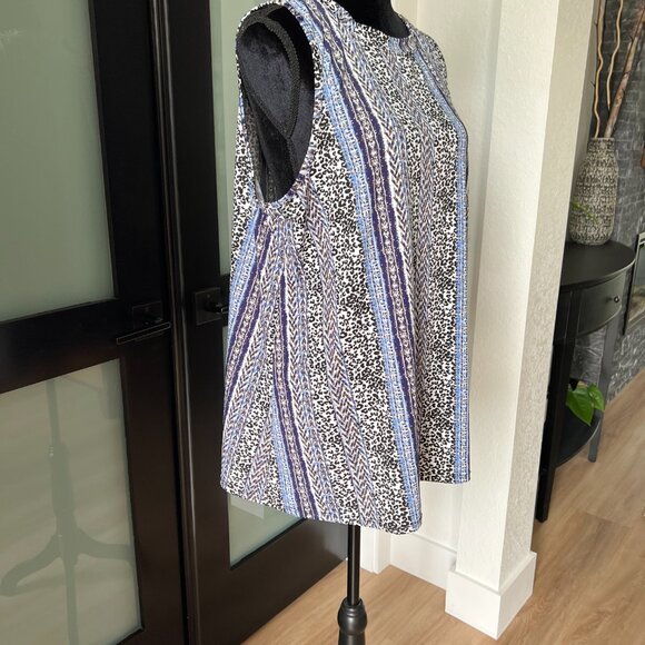Apt. 9 sleeveless tunic top in size XXL - Picture 7 of 10
